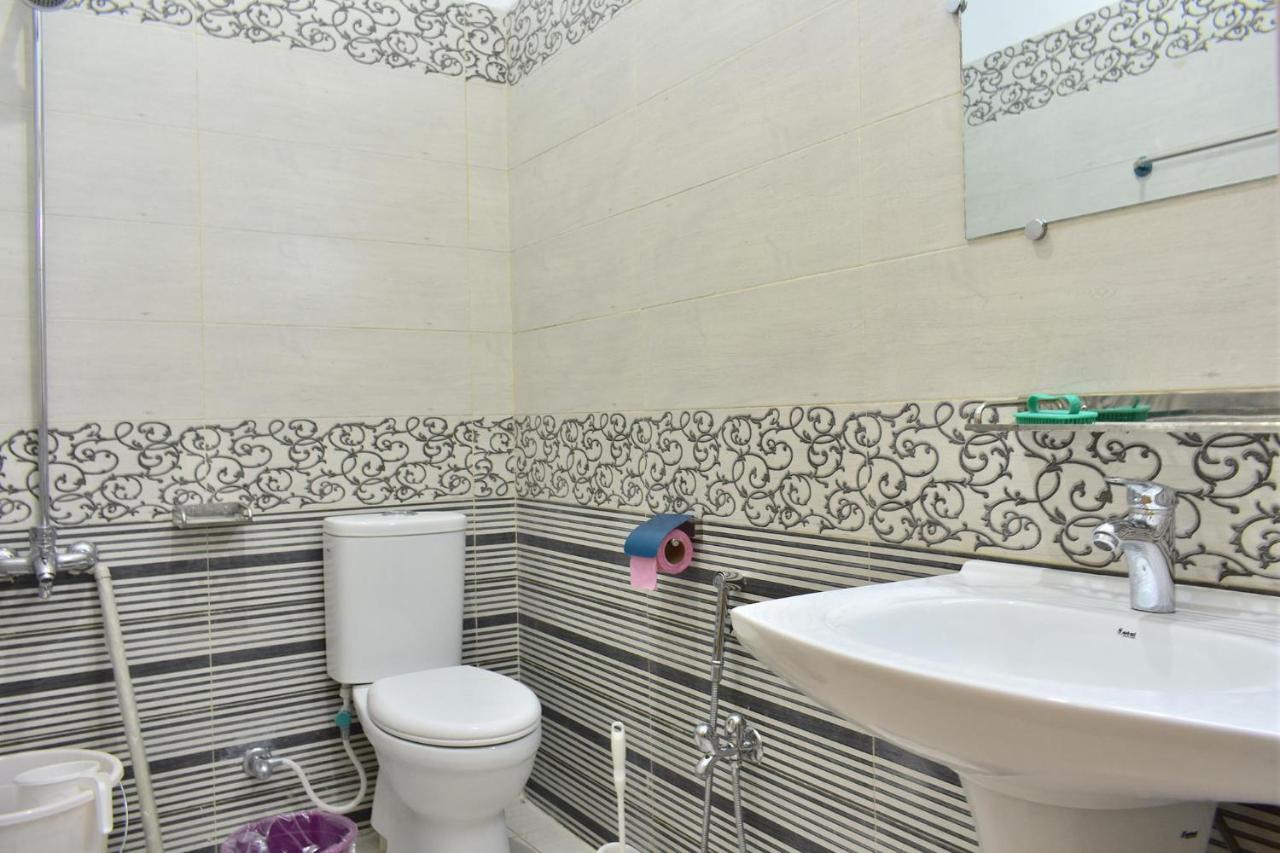 Swat Guest House Mingora Exterior foto